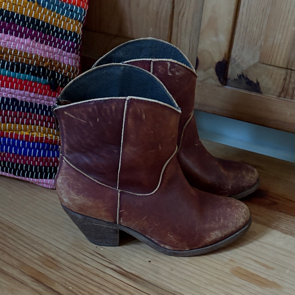 Corral Brand Vintage Leather Brown Heeled Boots